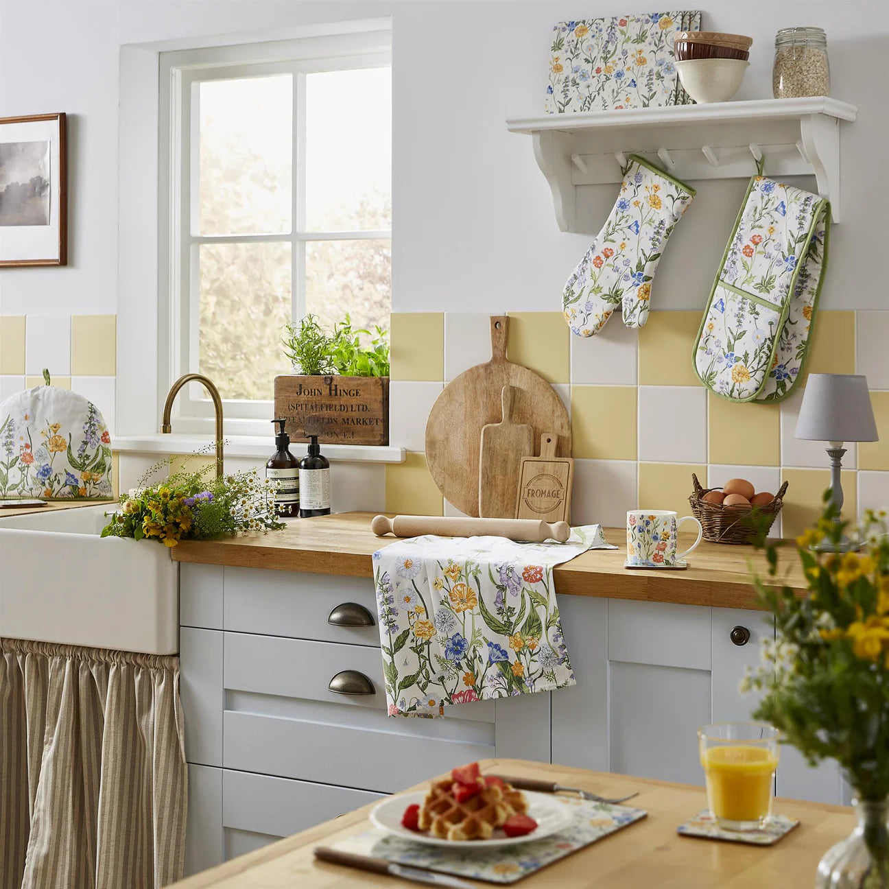 Cottage Garden Potholder