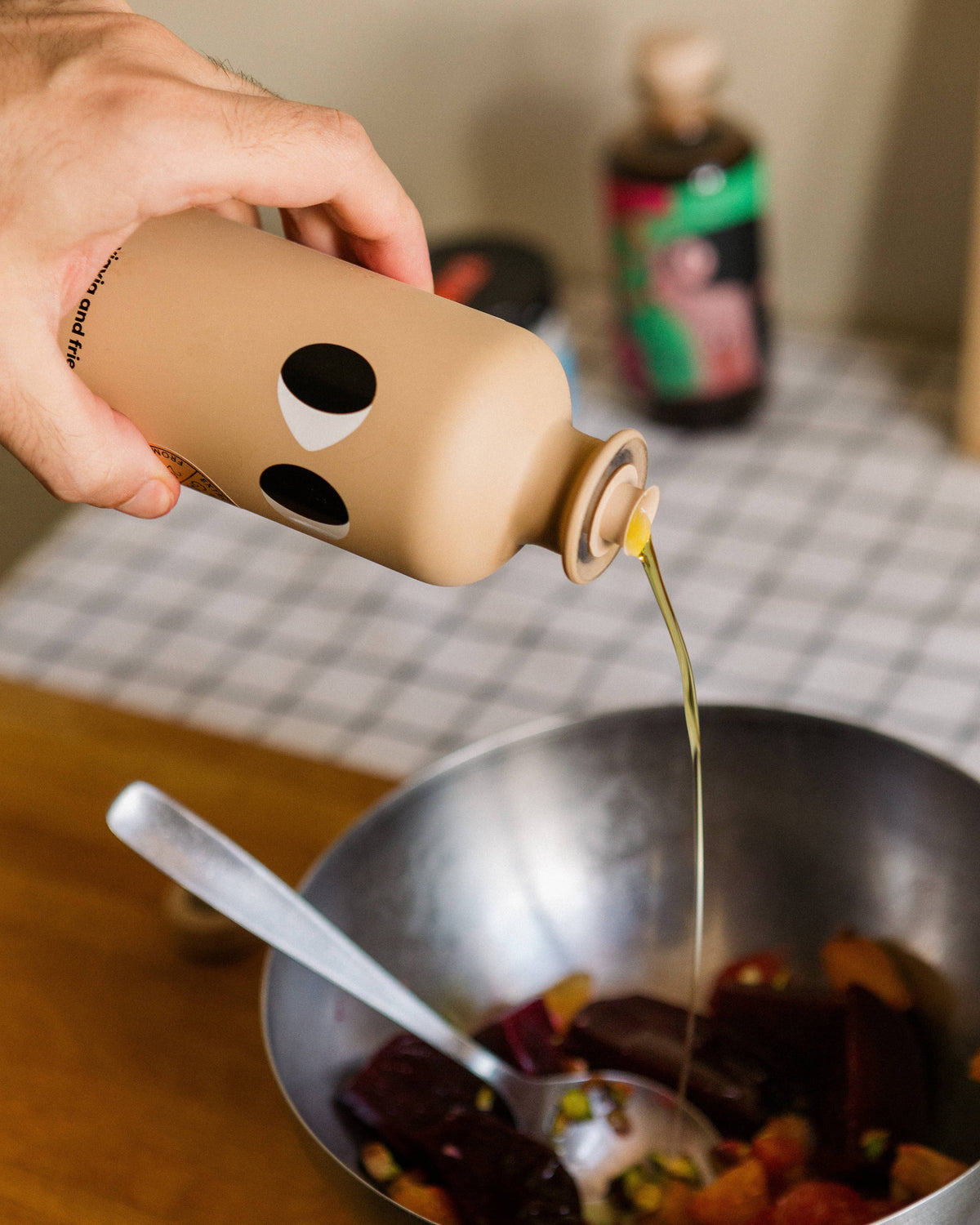 Yiayia and Friends US - Extra Virgin Olive Oil with Garlic