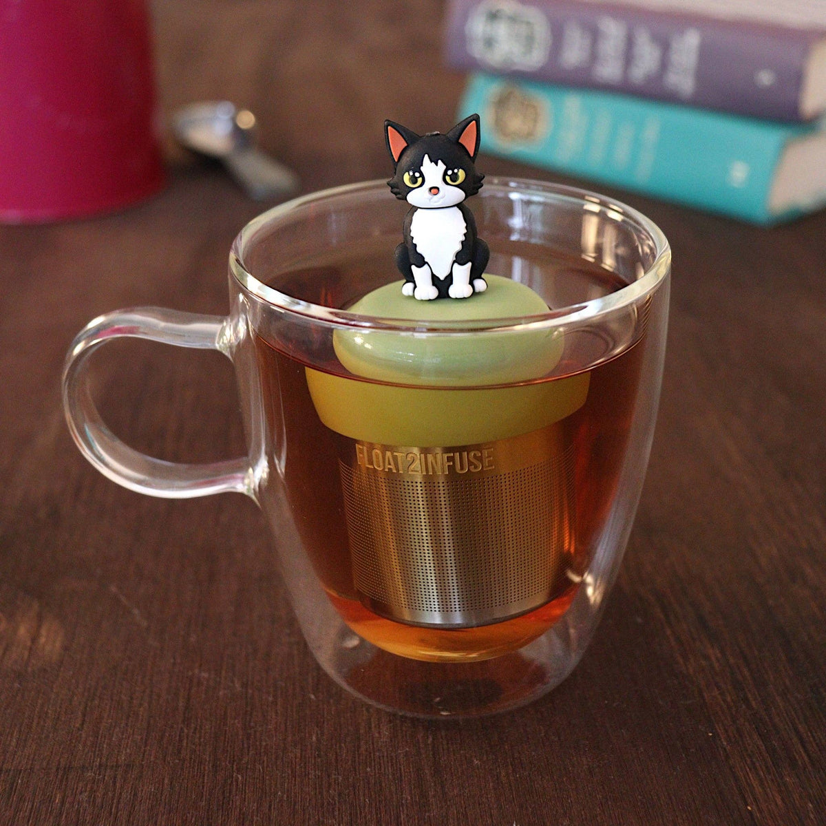 Float2infuse Tea Infuser - Black & White Cat | Floating Tea Infuser | Green Base