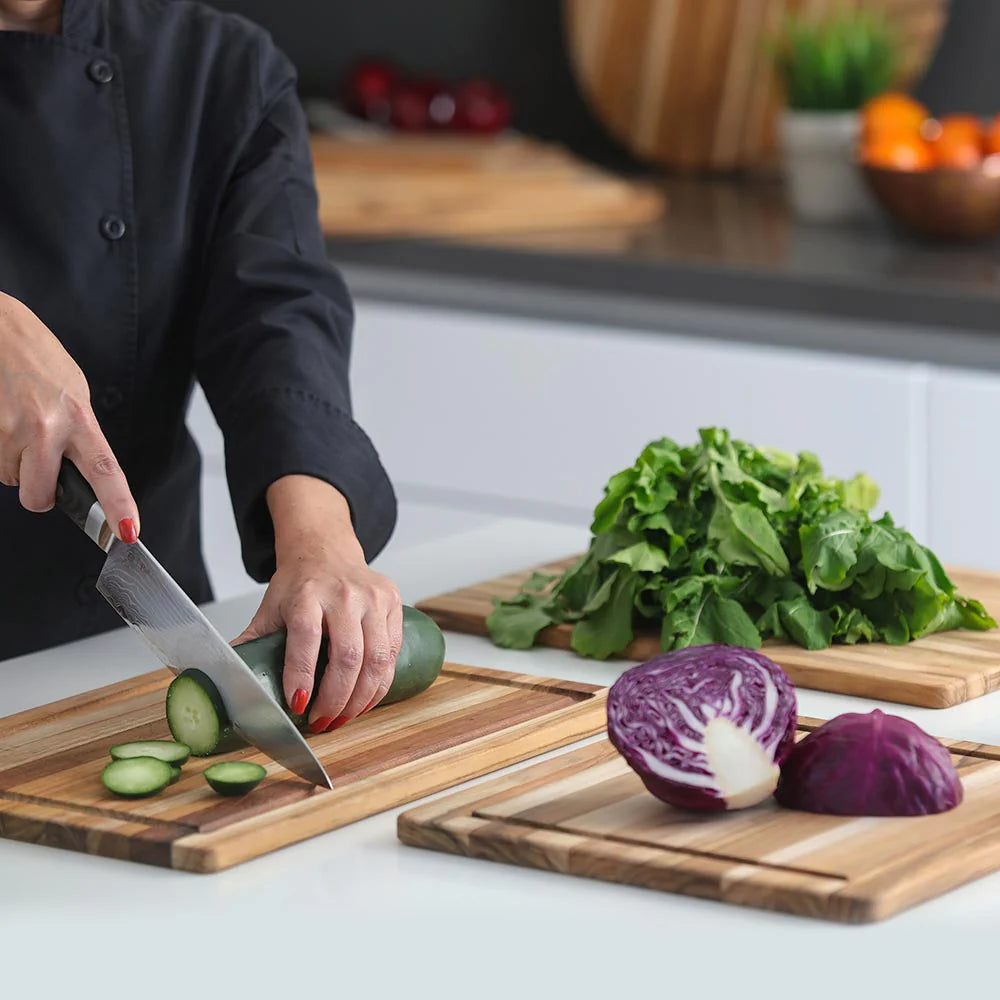 Teakhaus Essential Cutting Board w/Juice Canal