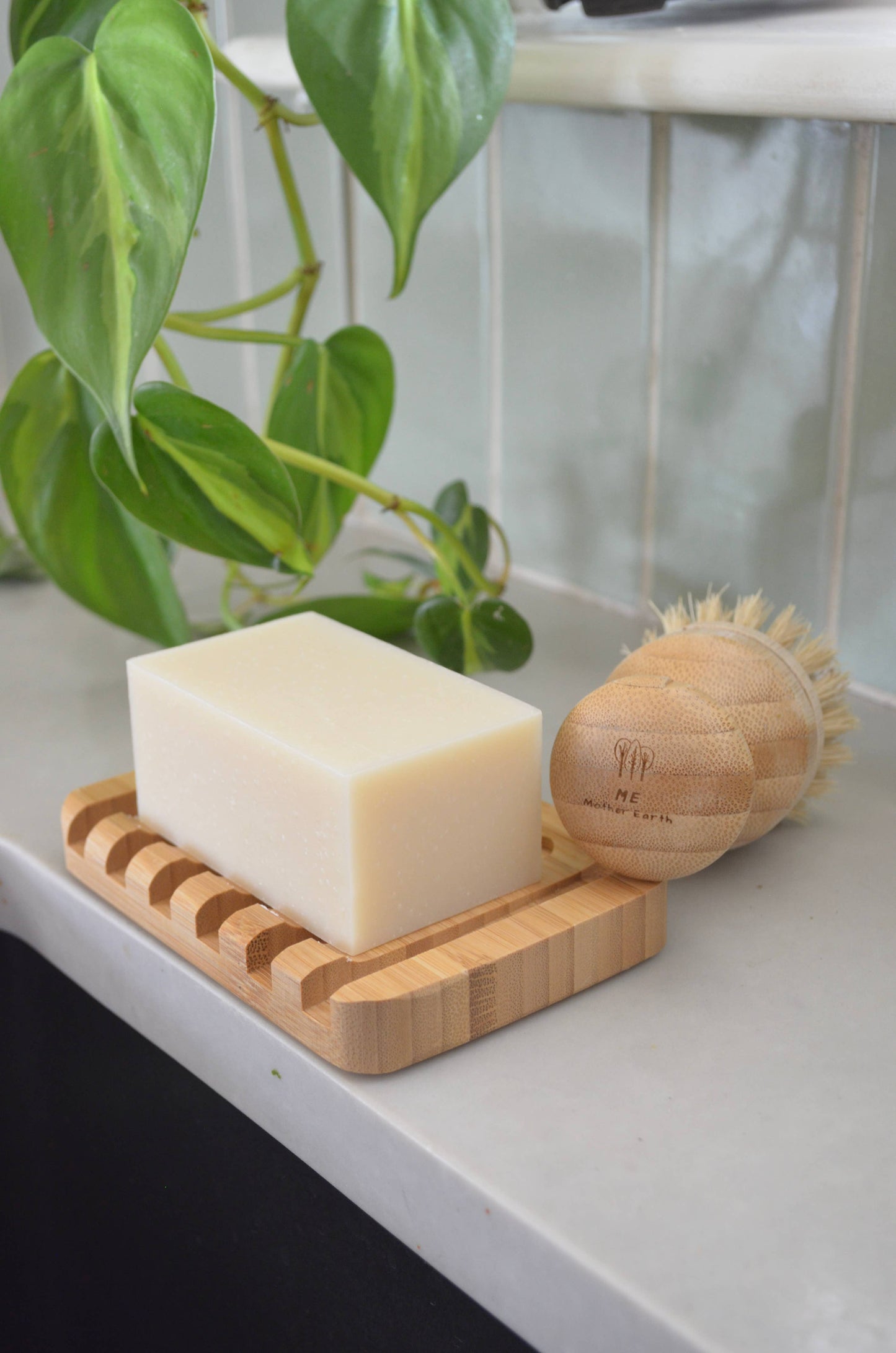 Me Mother Earth Bamboo Draining Soap Dish
