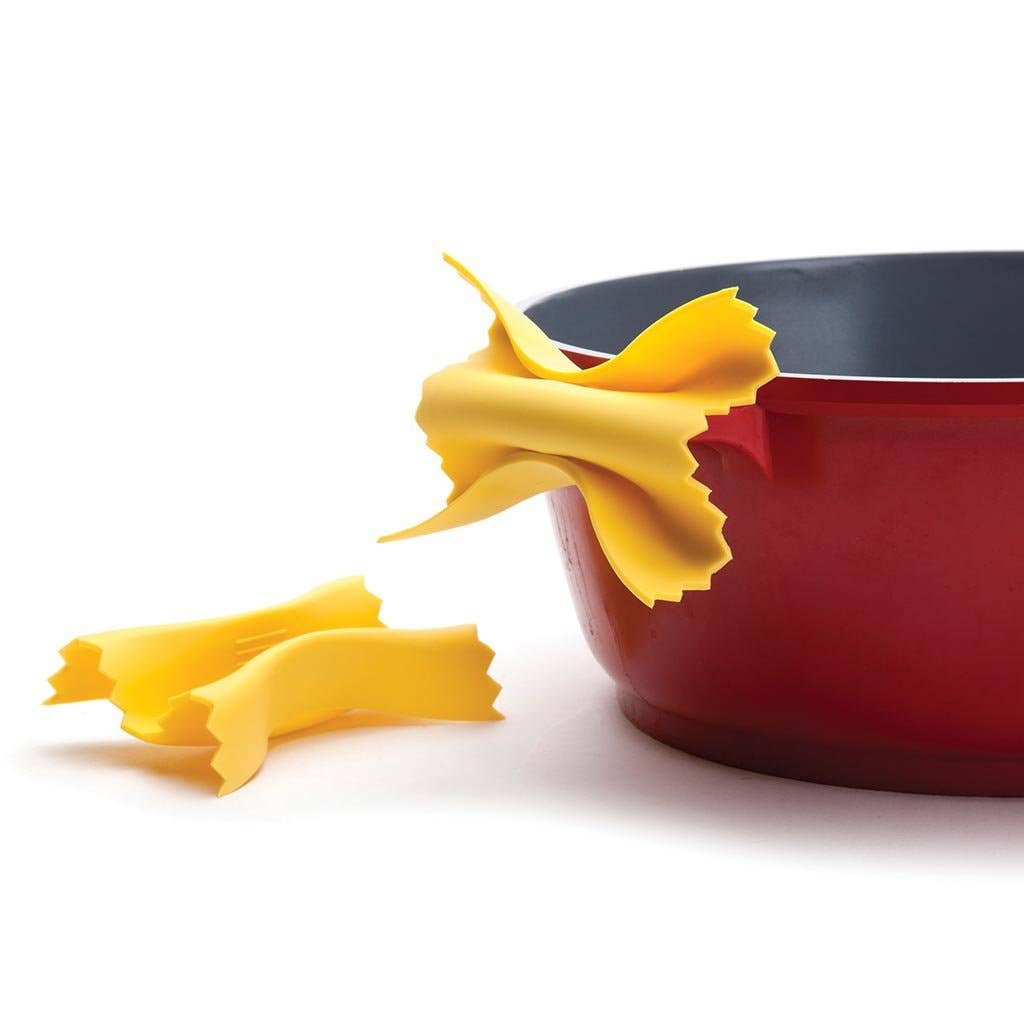 Monkey Business Design Pasta Shaped Pot Grips, Farfalloni
